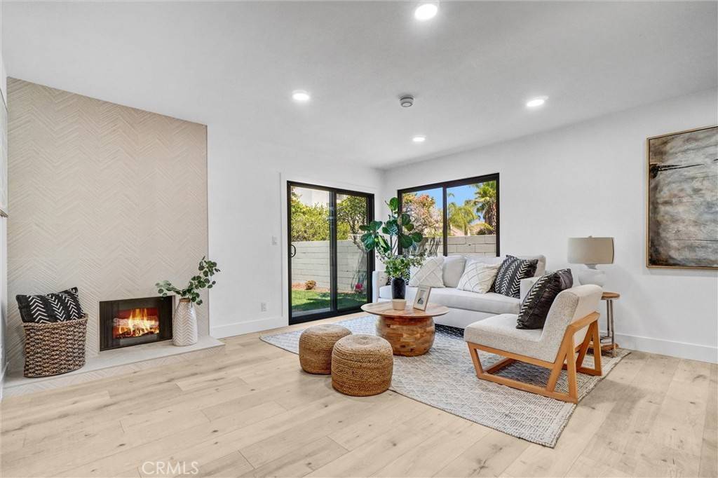 Santa Ana, CA 92703,738 Amberwood DR
