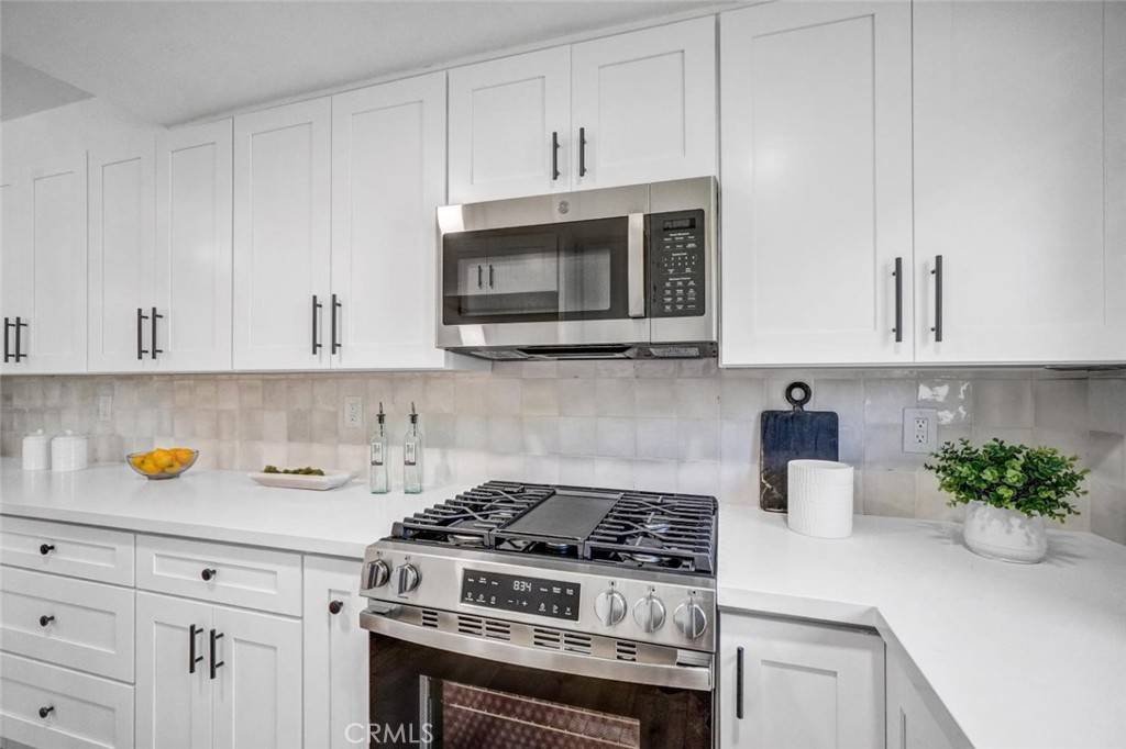 Santa Ana, CA 92703,738 Amberwood DR