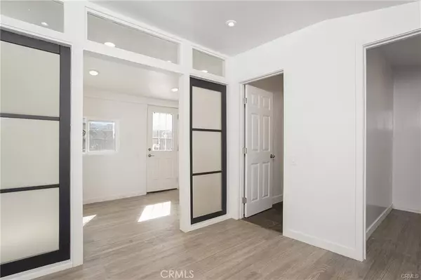 251 Avenida Del Mar #B, San Clemente, CA 92672