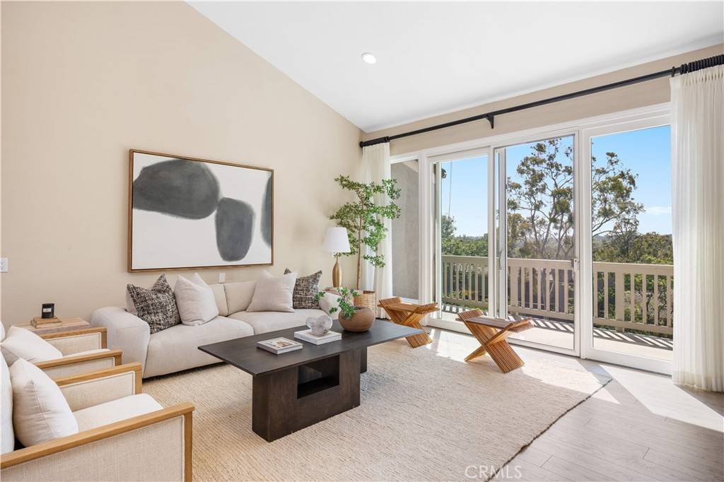 Irvine, CA 92612,15 Valley View