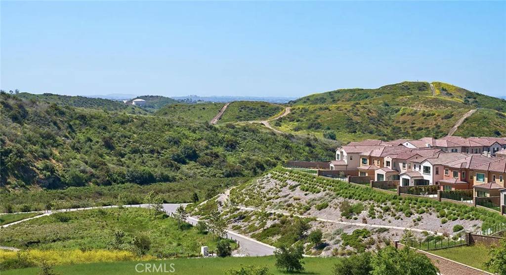 Irvine, CA 92618,112 Oakstone