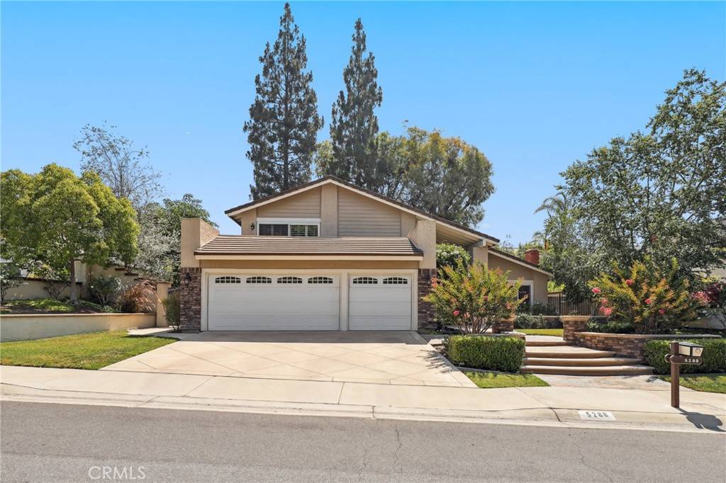Yorba Linda, CA 92886,5288 Vista Montana