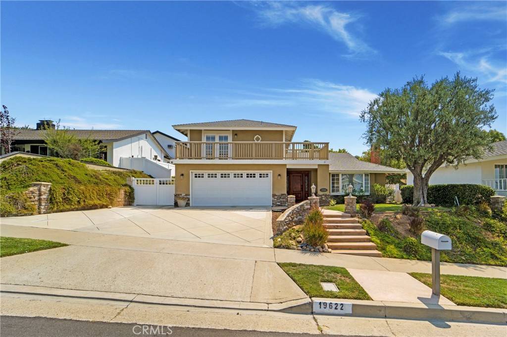 Yorba Linda, CA 92886,19622 Crestknoll DR
