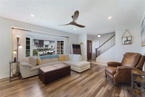 Yorba Linda, CA 92886,19622 Crestknoll DR