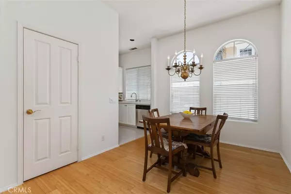 Irvine, CA 92606,10 Palmieri Aisle