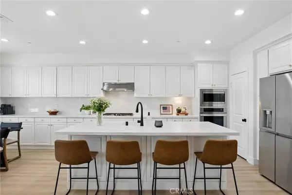 12 Rastro ST, Rancho Mission Viejo, CA 92694