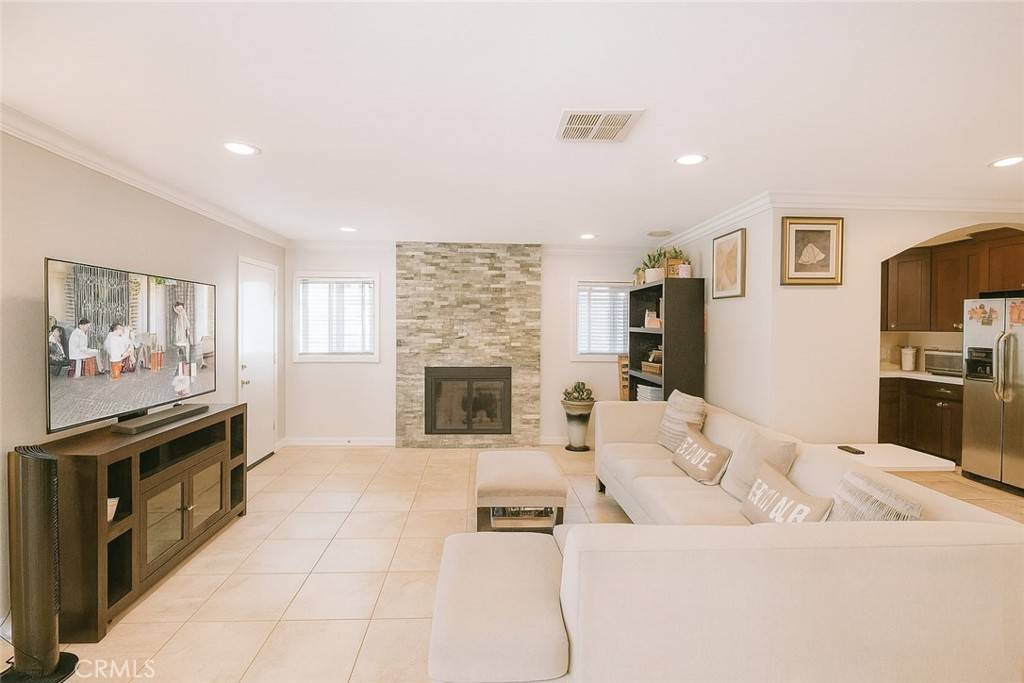 Buena Park, CA 90620,7173 Monroe AVE