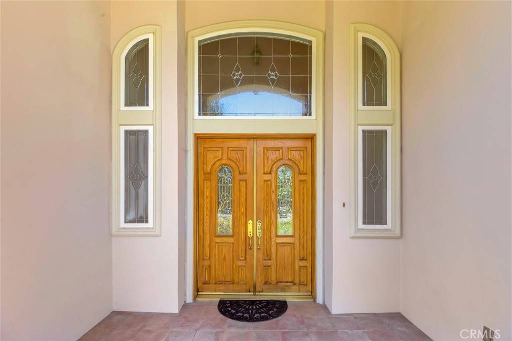 Arcadia, CA 91006,134 E Las Flores Ave