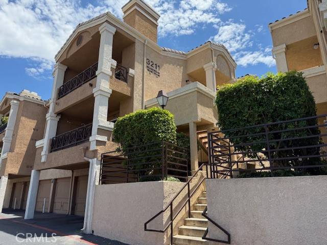 3211 Sello LN #100, Carlsbad, CA 92009