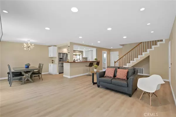 Lake Forest, CA 92630,25326 Elderwood