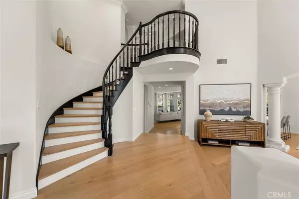 Laguna Hills, CA 92653,27153 Woodbluff Rd