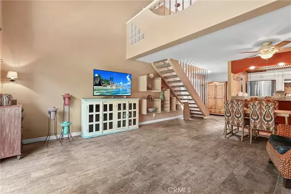 Long Beach, CA 90815,7890 E Spring Street #21i