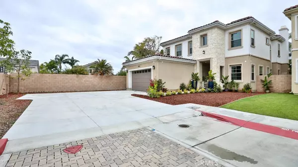 17413 Siena LN, Fountain Valley, CA 92708