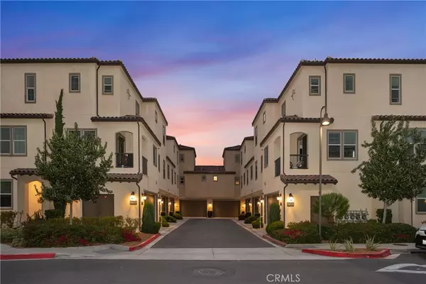 Oceanside, CA 92056,4366 Pacifica WAY #7