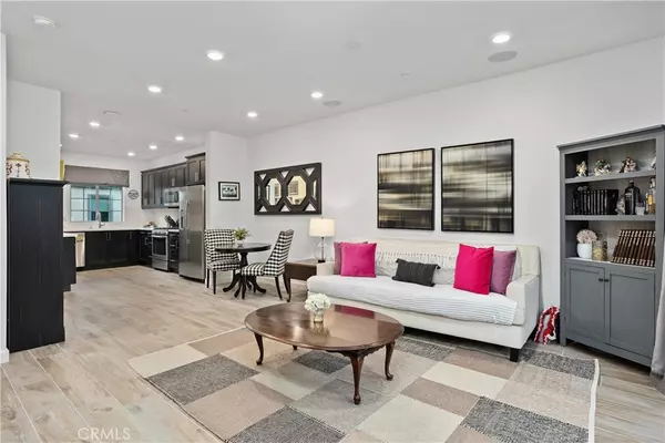 4366 Pacifica WAY #7, Oceanside, CA 92056