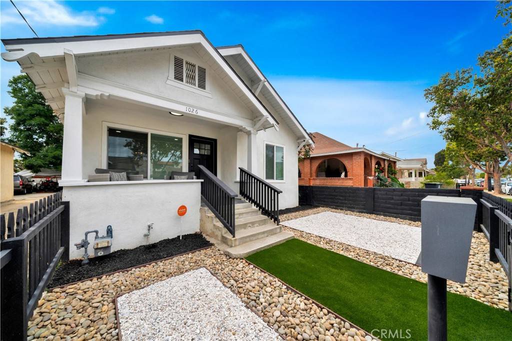 Santa Ana, CA 92703,1026 W 3rd ST
