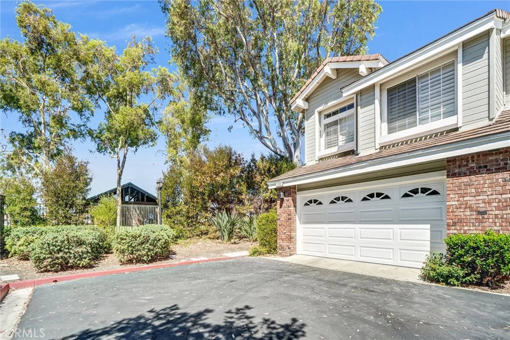Tustin, CA 92782,13635 Almond ST
