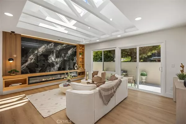 Laguna Woods, CA 92637,3253 San Amadeo #P