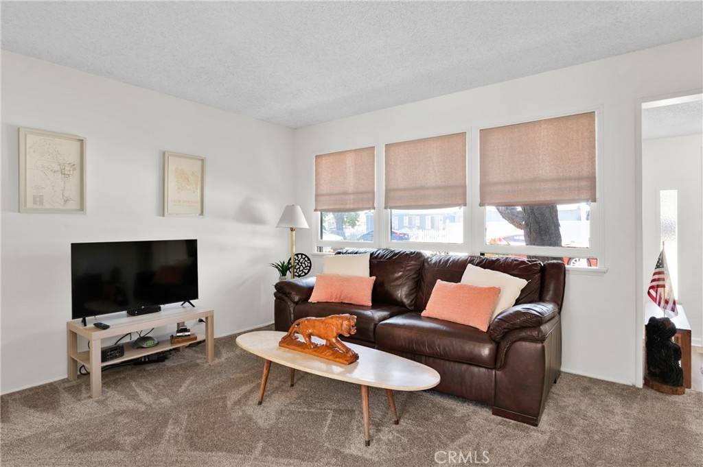 Long Beach, CA 90805,6032 Coke AVE