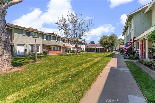 Huntington Beach, CA 92646,19859 Claremont LN