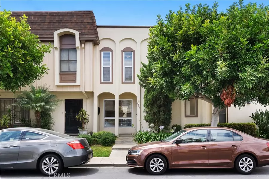 9846 Villa Pacific DR, Huntington Beach, CA 92646