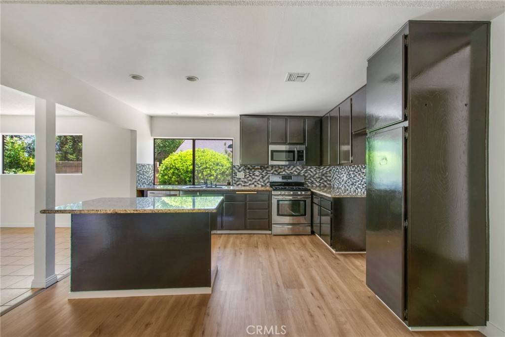 Walnut, CA 91789,242 Paseo Del Caballo
