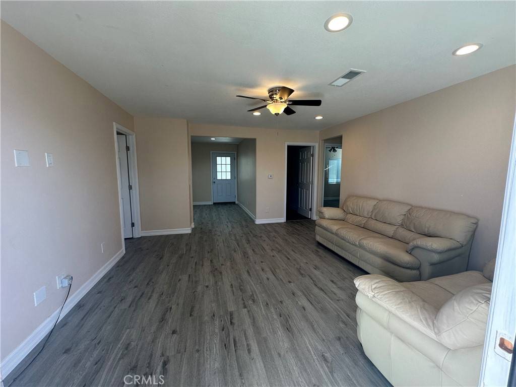 Carson, CA 90745,350 E 223rd ST