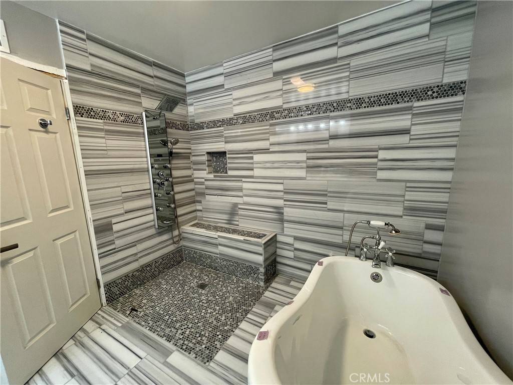 North Tustin, CA 92705,18742 Dodge AVE