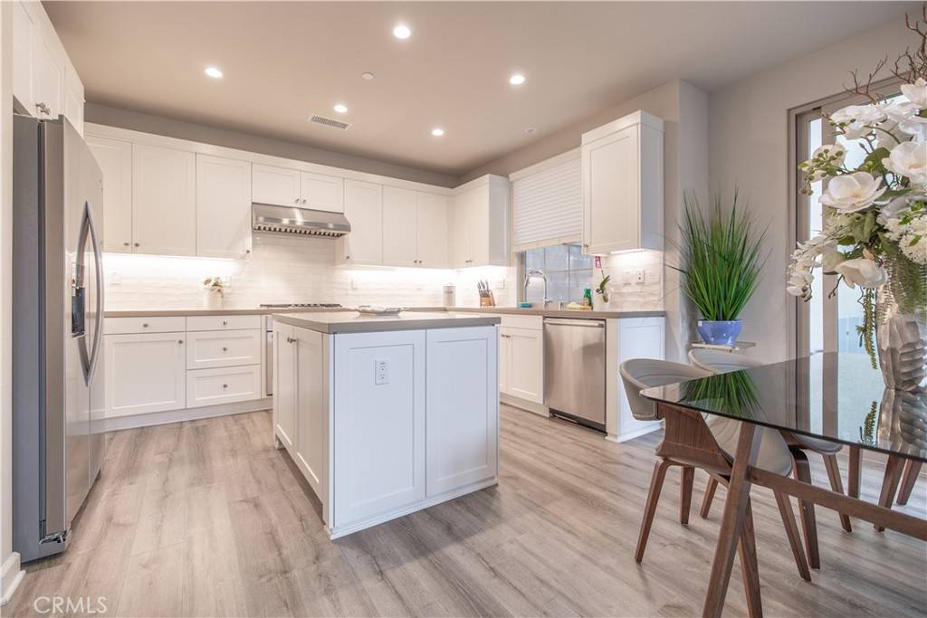 Irvine, CA 92618,114 Falcon Ridge