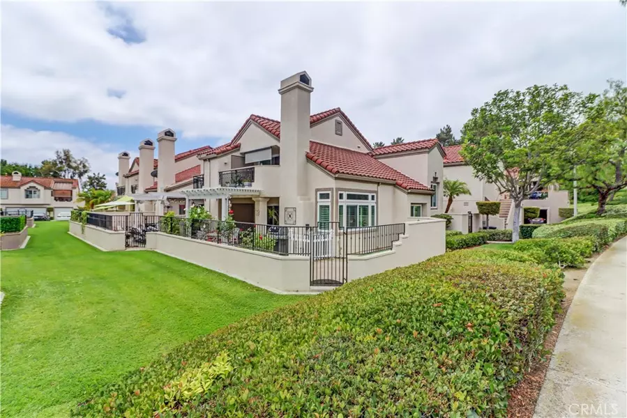 21982 Kitridge #143, Mission Viejo, CA 92692