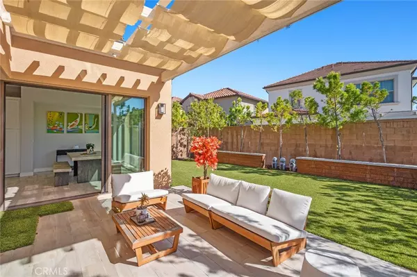 Irvine, CA 92618,152 Plum Lily