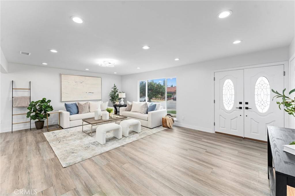Yorba Linda, CA 92886,4802 Brookway AVE
