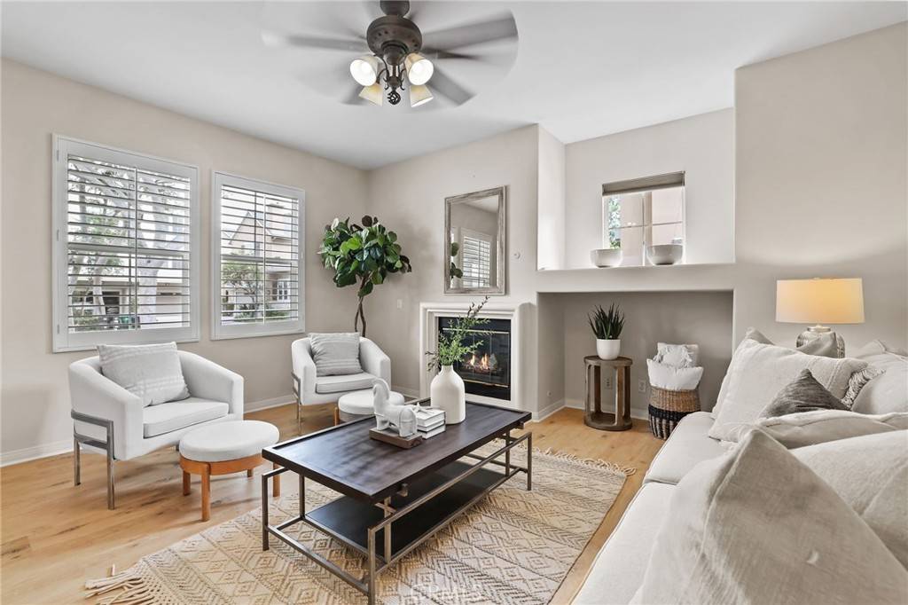 Irvine, CA 92602,34 Spring Valley