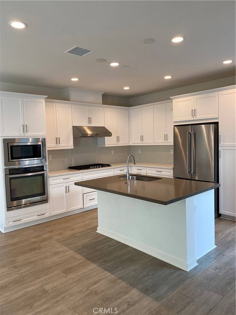 Irvine, CA 92618,188 Terrapin