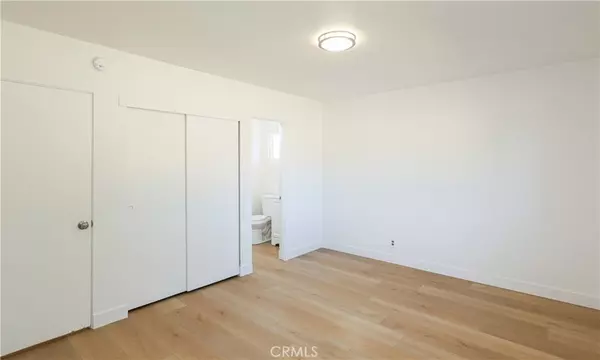 Santa Ana, CA 92704,2225 S Manitoba DR