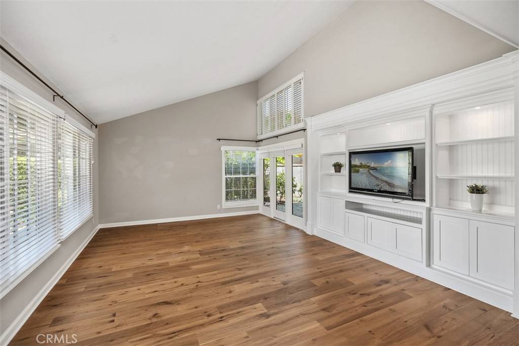 Irvine, CA 92603,8 Cedar Ridge