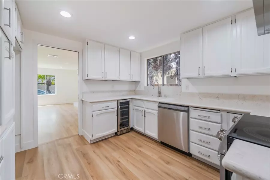 2815 E Dutch AVE, Anaheim, CA 92806