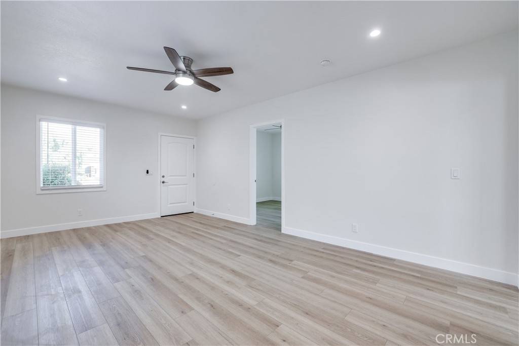 Huntington Beach, CA 92648,722 Main ST