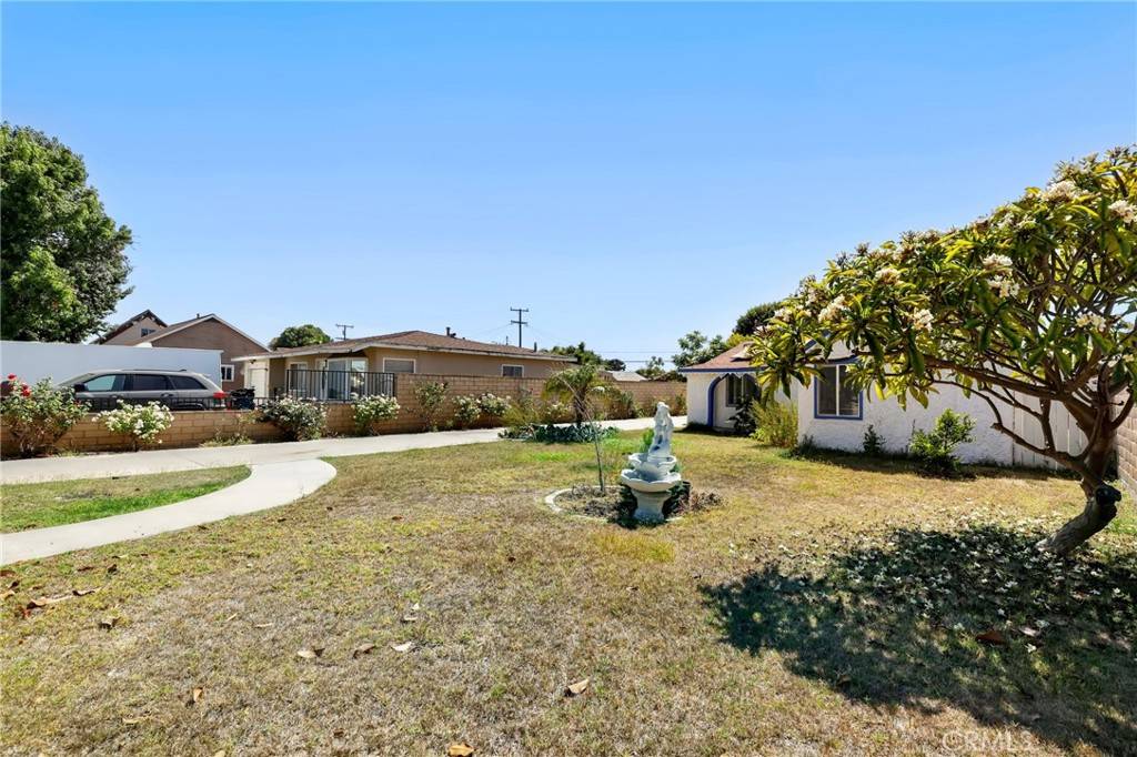Buena Park, CA 90621,6681 Rostrata AVE