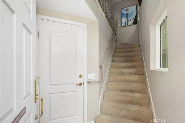 Corona Del Mar, CA 92625,505 1/2 Marigold AVE