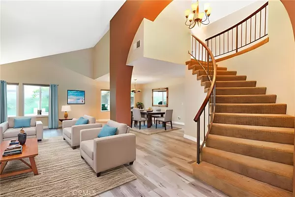 Irvine, CA 92620,13 Seville