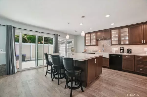 Lake Forest, CA 92630,25231 Grovewood