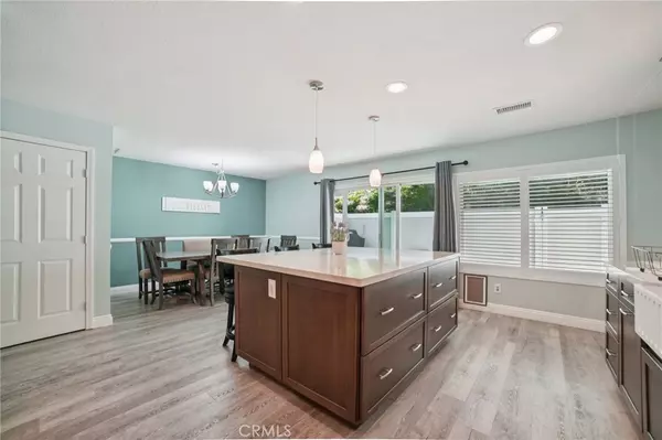 Lake Forest, CA 92630,25231 Grovewood
