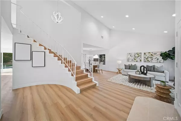 Laguna Hills, CA 92653,24861 Camberwell ST