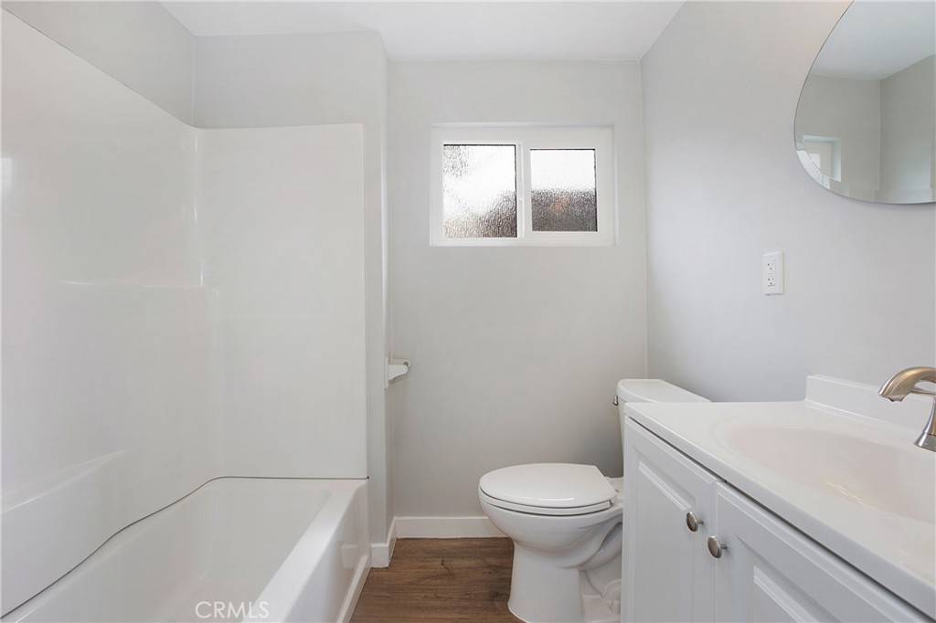 Wilmington, CA 90744,1435 1437 E Colon ST