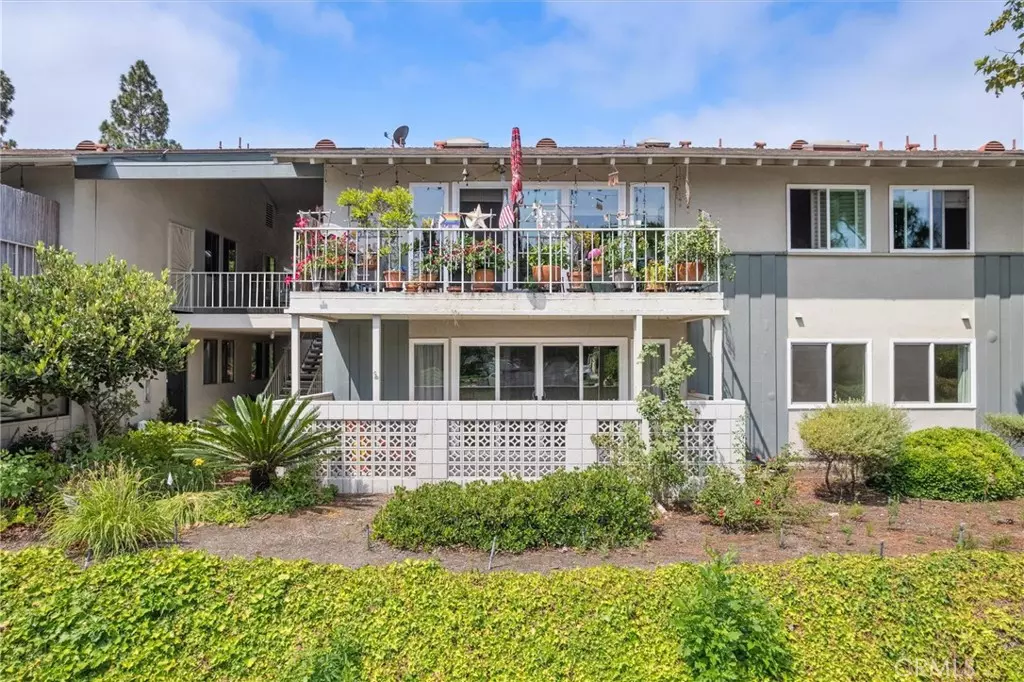 Laguna Woods, CA 92637,46 Calle Aragon #F