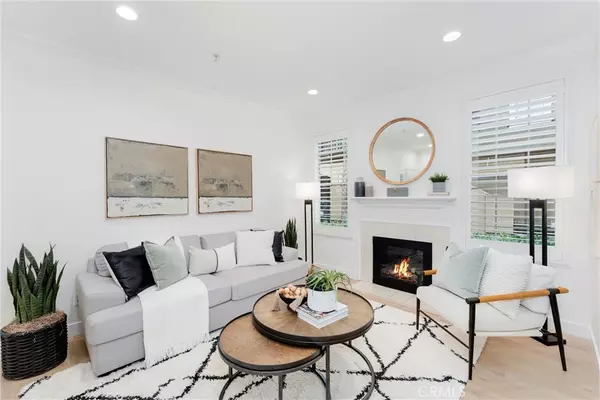 239 Gallery WAY, Tustin, CA 92782