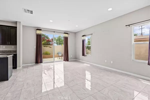 Anaheim, CA 92804,915 S Belterra WAY