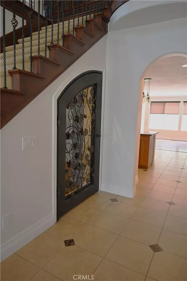 Rancho Santa Margarita, CA 92688,32 Acanthus