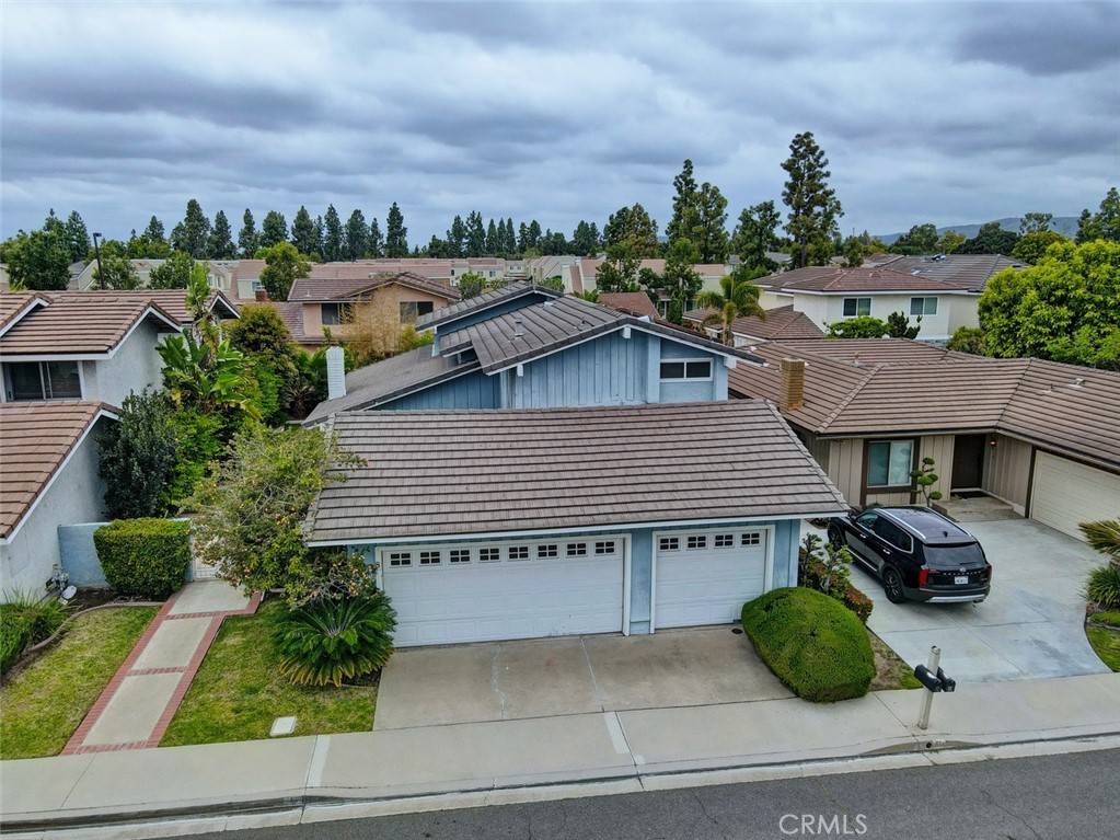 Irvine, CA 92604,8 Sparrowhawk